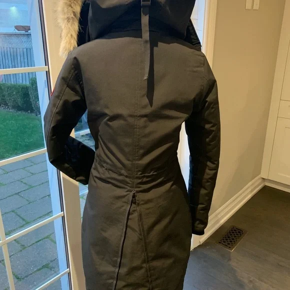 Authentic Canada Goose ROSSCLAIR PARKA - Picture 7 of 14